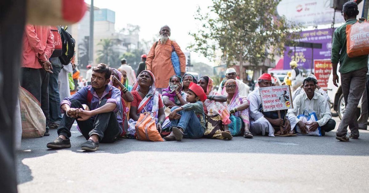 Maharashtra: Nearly 25,000 farmers march from Nashik to Mumbai to demand loan waiver