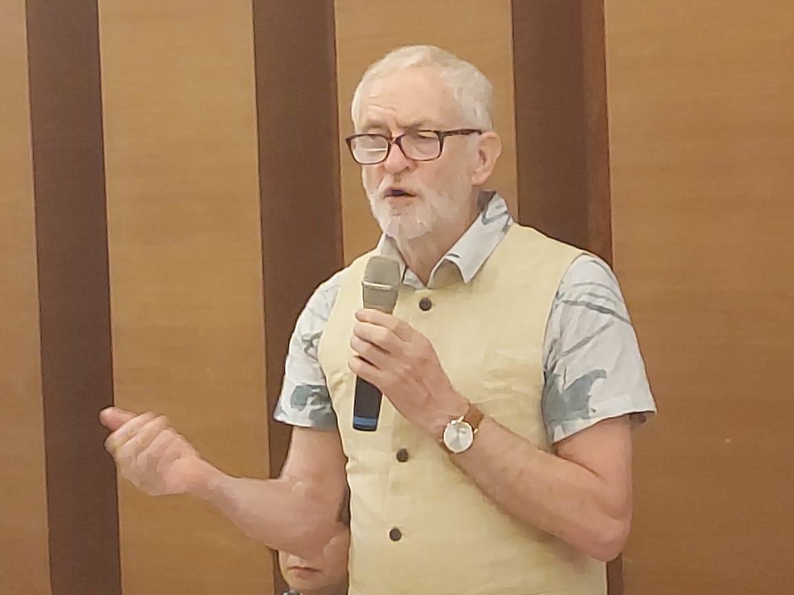 AIKS Organises Interaction With Jeremy Corbyn In Mumbai